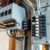 Koszt instalacji elektrycznej w domu jednorodzinnym: kluczowe czynniki i jak uniknąć niespodzianek przy wycenie
